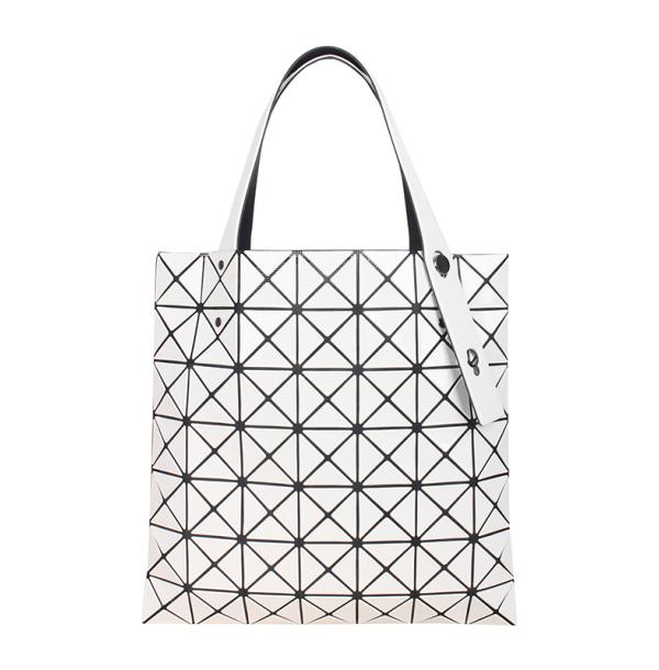 ISSEY MIYAKE 型号：BB18AG047  01